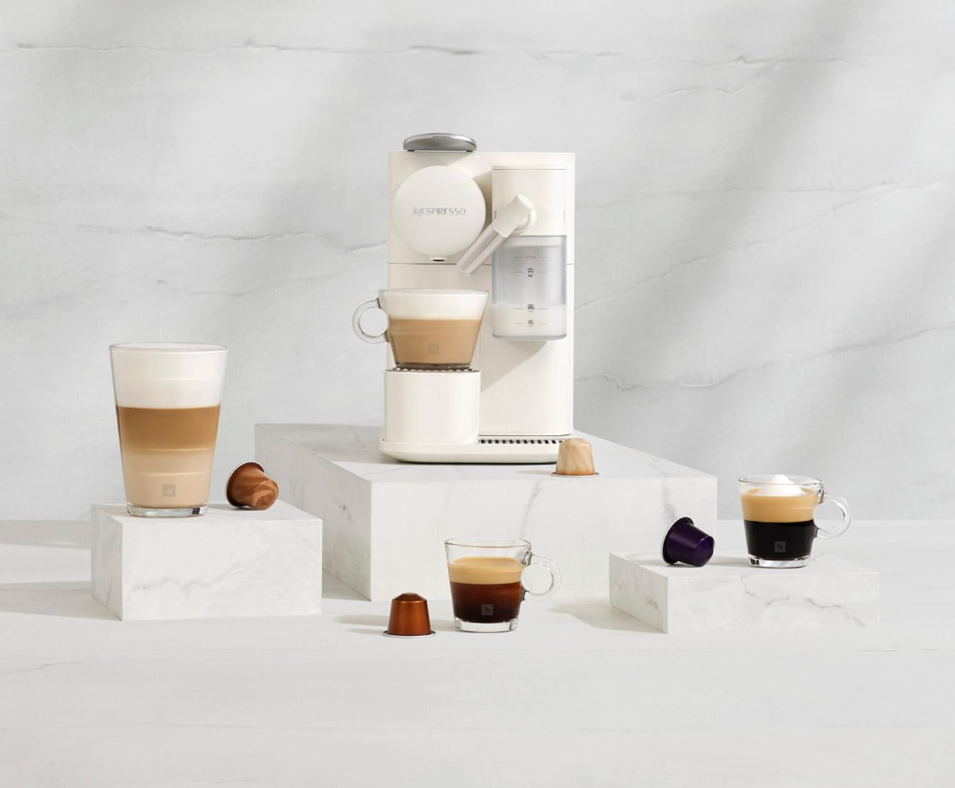 Macchina da Caffè Automatica - De'Longhi Nespresso Lattissima One ☕️😍 🎁 +100 capsule GRATIS